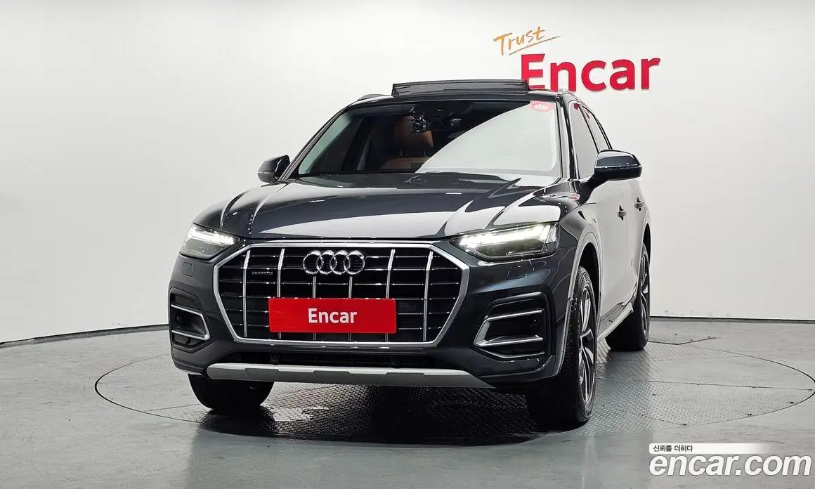 Audi Q5 2023 2.0 автомат (гидро), фото 3
