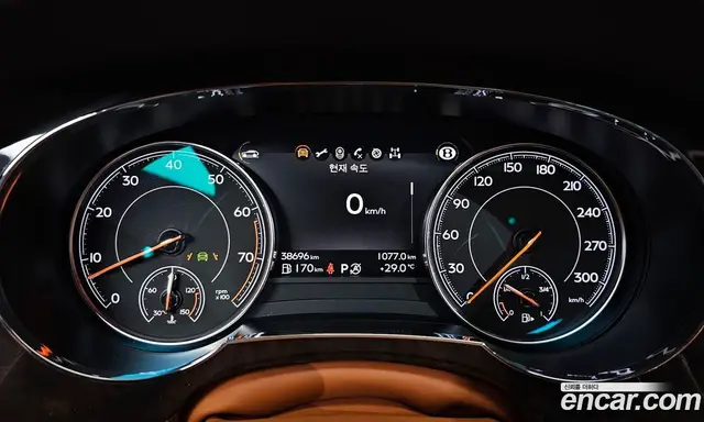Bentley Bentayga 2018 6.0 автомат (гидро), миниатюра 10