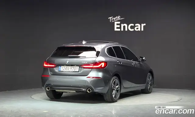 BMW 1 серия 2020 2.0 автомат (гидро), миниатюра 2
