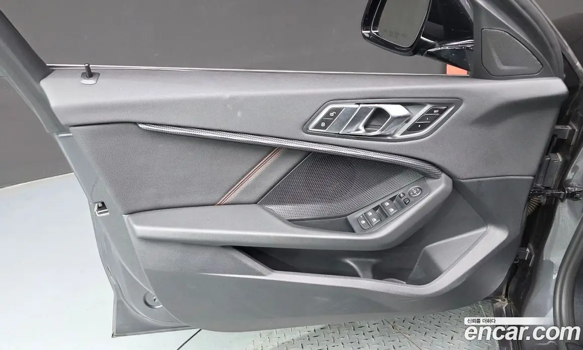 BMW 1 серия 2020 2.0 автомат (гидро), фото 14