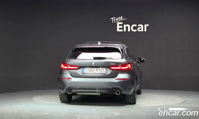 BMW 1 серия 2020 2.0 автомат (гидро), миниатюра 4