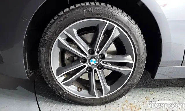BMW 1 серия 2020 2.0 автомат (гидро), миниатюра 5