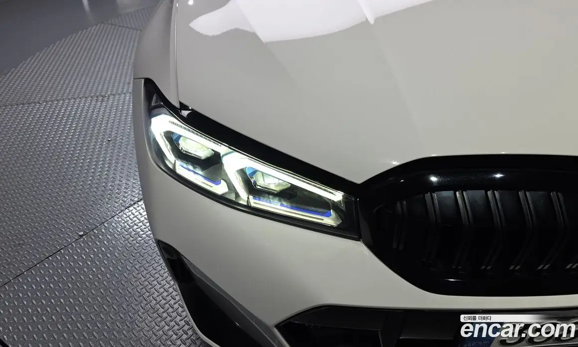 BMW 3 серия 2023 2.0 автомат (гидро), фото 8