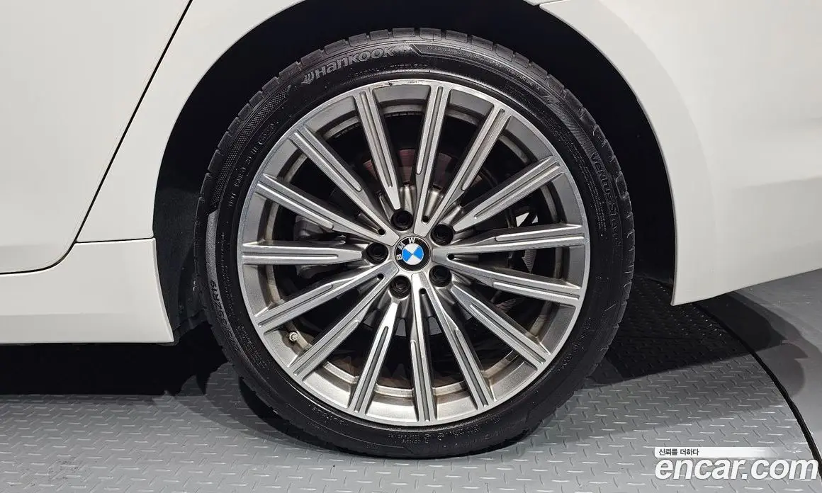 BMW 5 серия 2019 2.0 автомат (гидро), фото 6 BMW 5 серия 2019 2.0 автомат (гидро), фото 6
