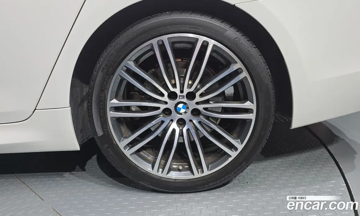 BMW 5 серия 2020 2.0 автомат (гидро), фото 7