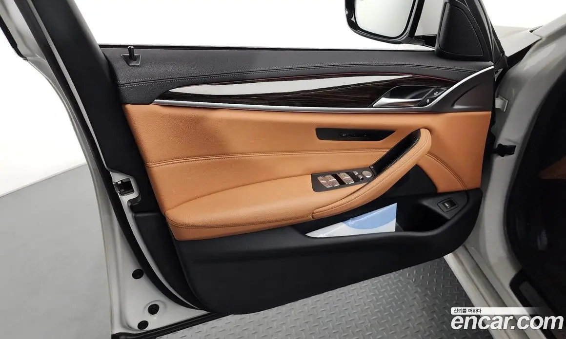 BMW 5 серия 2023 2.0 автомат (гидро), фото 14 BMW 5 серия 2023 2.0 автомат (гидро), фото 14