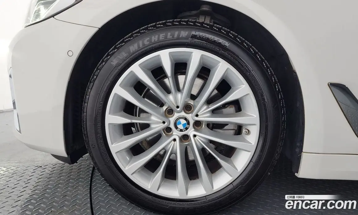BMW 5 серия 2023 2.0 автомат (гидро), фото 5 BMW 5 серия 2023 2.0 автомат (гидро), фото 5