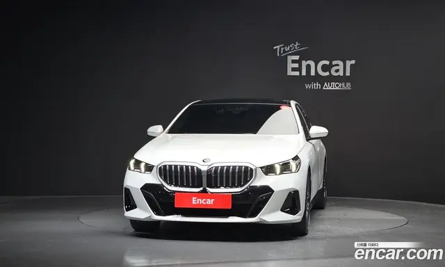 BMW 5 серия 2023 2.0 автомат (гидро), миниатюра 3