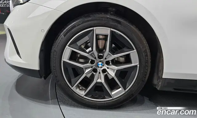 BMW 5 серия 2024 2.0 автомат (гидро), миниатюра 5