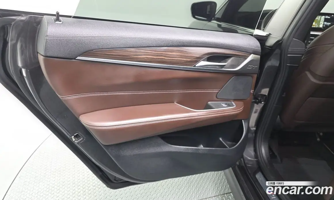 BMW 6 серия 2021 2.0 автомат (гидро), фото 15