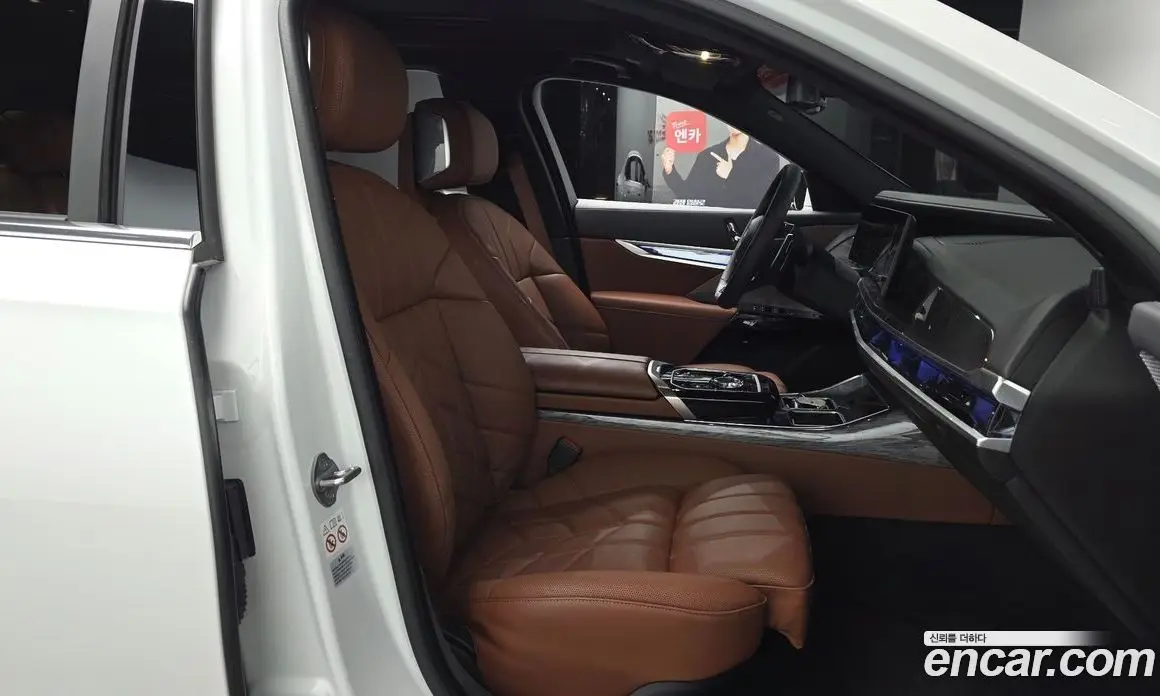 BMW 7 серия 2024 3.0 автомат (гидро), фото 15 BMW 7 серия 2024 3.0 автомат (гидро), фото 15