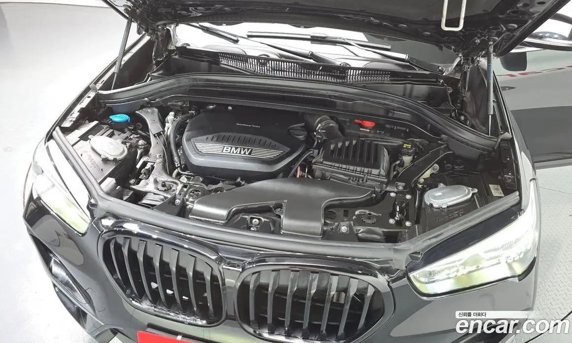 BMW X1 2021 2.0 автомат (гидро), фото 6 BMW X1 2021 2.0 автомат (гидро), фото 6