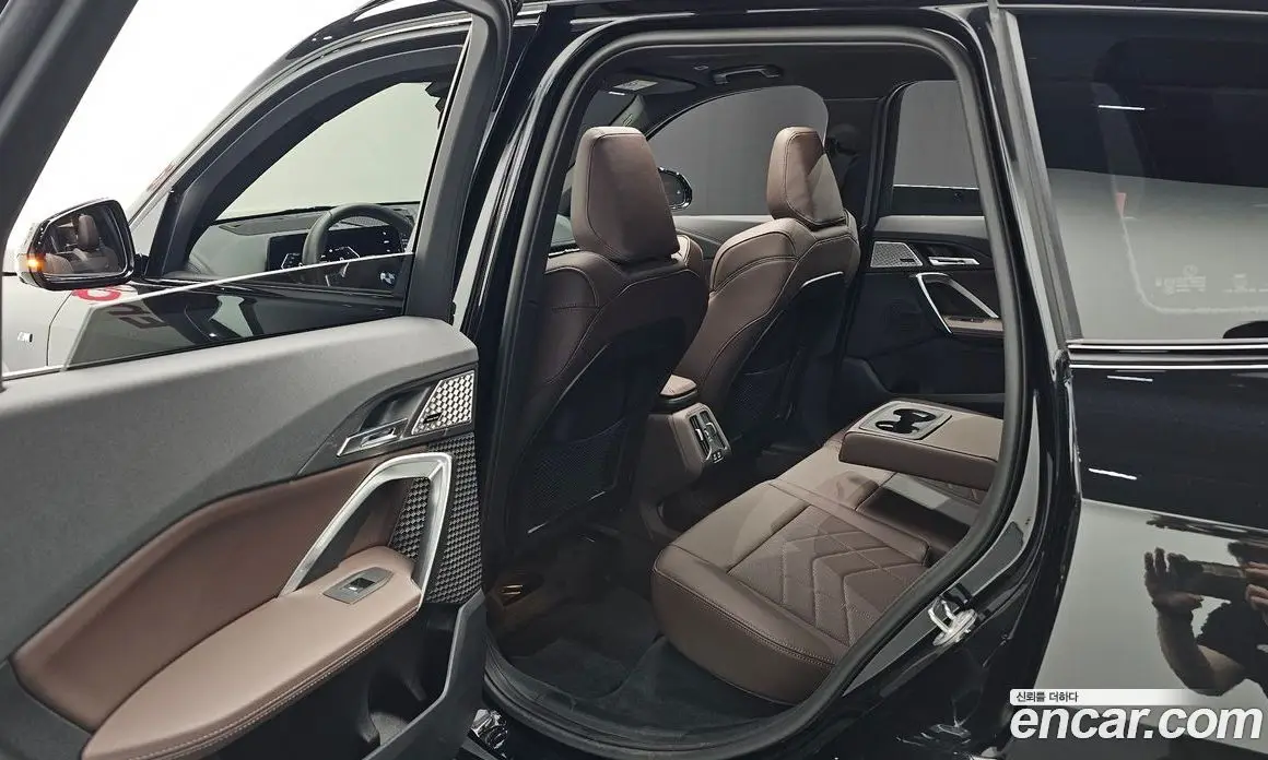 BMW X1 2024 2.0 автомат (гидро), фото 18 BMW X1 2024 2.0 автомат (гидро), фото 18