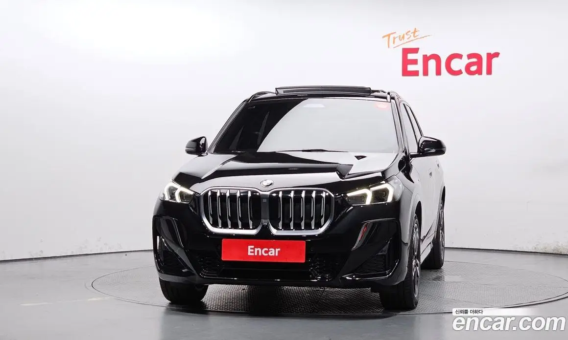 BMW X1 2024 2.0 автомат (гидро), фото 3 BMW X1 2024 2.0 автомат (гидро), фото 3