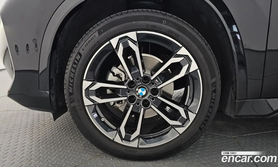 BMW X1 2024 2.0 автомат (гидро), фото 5 BMW X1 2024 2.0 автомат (гидро), фото 5