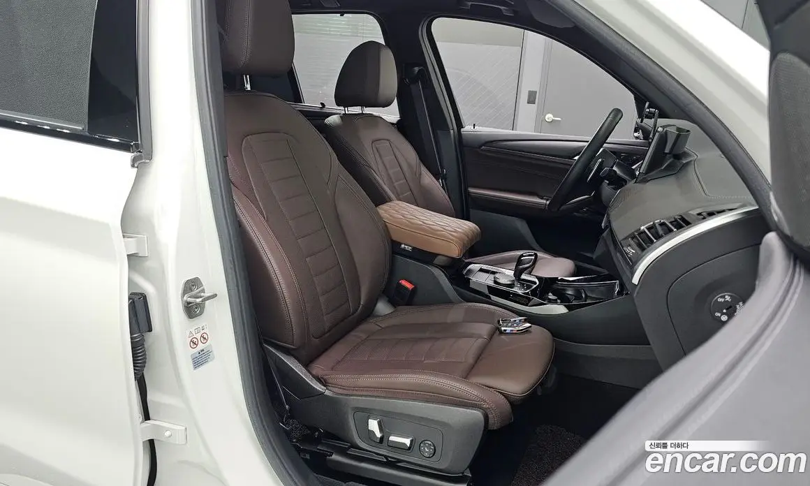 BMW X3 2023 2.0 автомат (гидро), фото 16 BMW X3 2023 2.0 автомат (гидро), фото 16