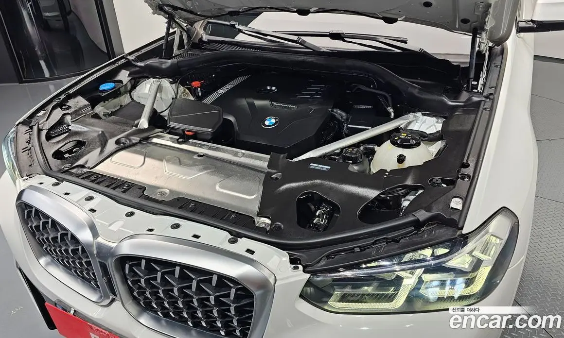 BMW X4 2024 2.0 автомат (гидро), фото 5