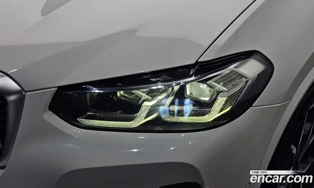 BMW X4 2024 2.0 автомат (гидро), миниатюра 7