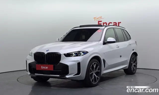 BMW X5, 2025, 7 266 км
