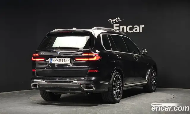 BMW X7 2025 3.0 автомат (гидро), миниатюра 2