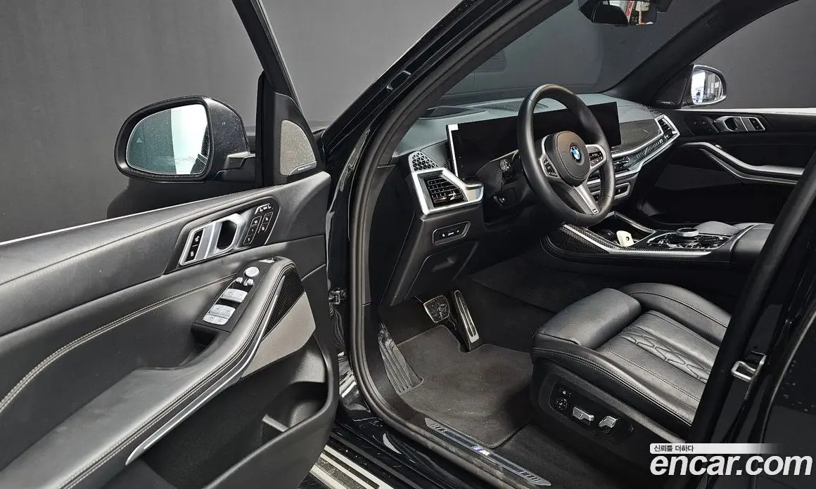 BMW X7 2025 3.0 автомат (гидро), фото 17