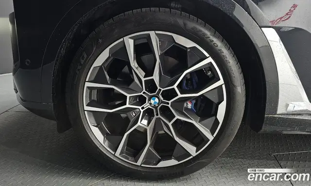 BMW X7 2025 3.0 автомат (гидро), миниатюра 5