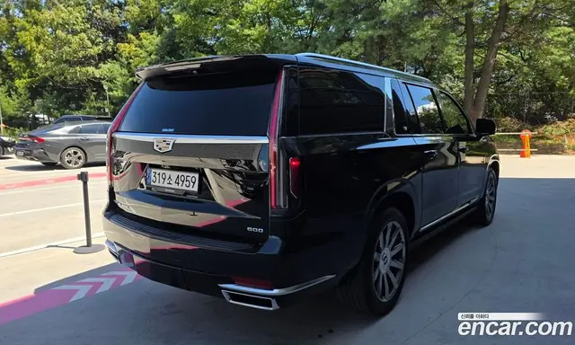 Cadillac Escalade 2021 6.2 автомат (гидро), миниатюра 2