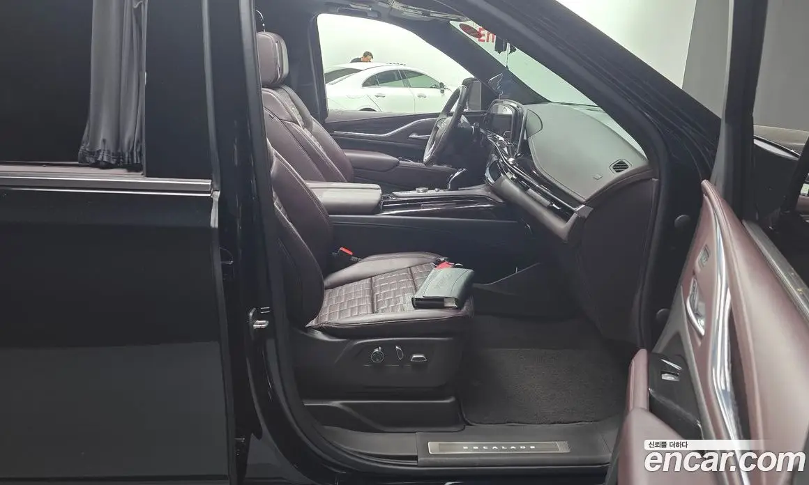 Cadillac Escalade 2021 6.2 автомат (гидро), фото 16