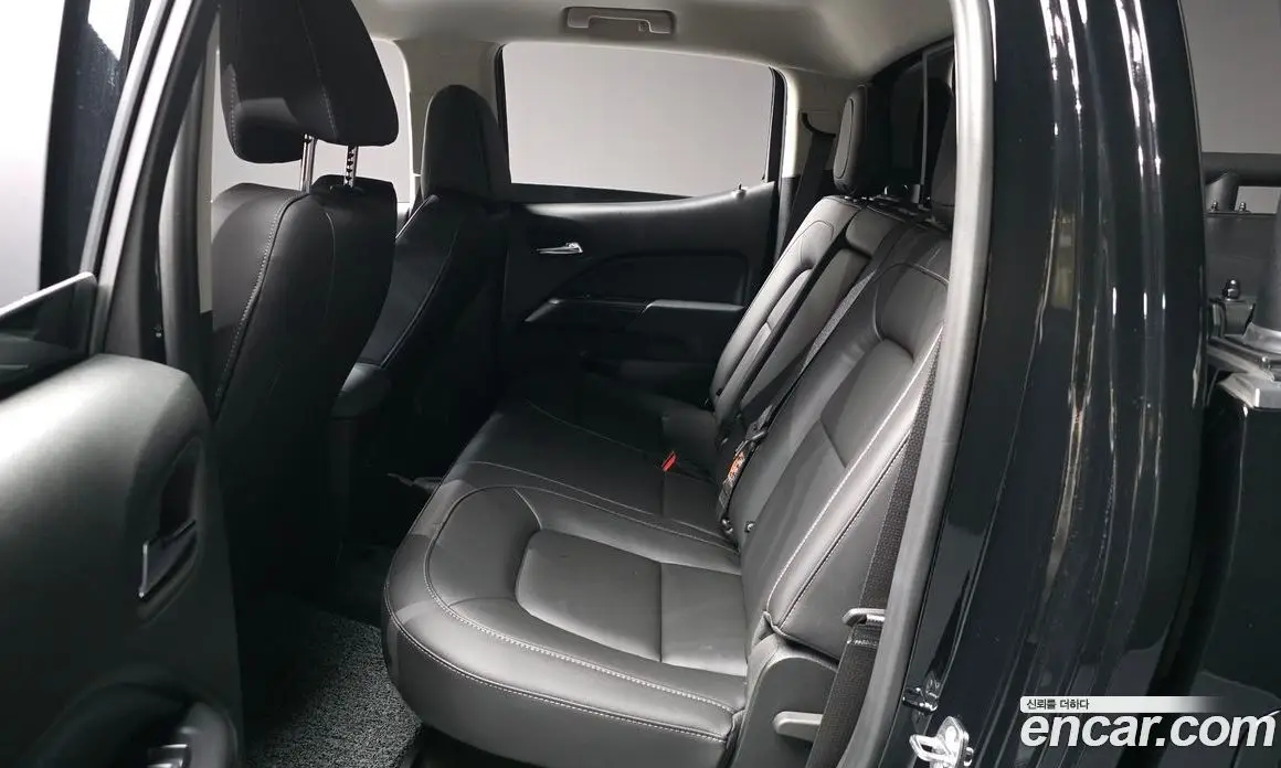 Chevrolet Colorado 2022 3.6 автомат (гидро), фото 16