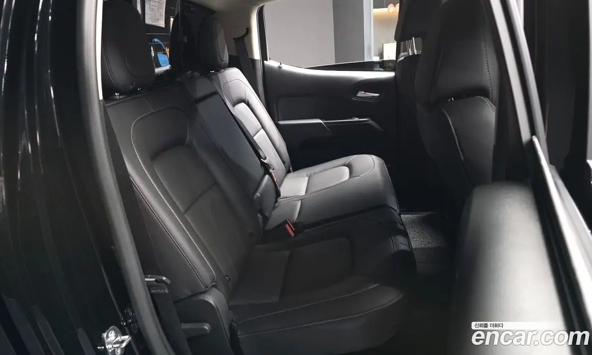 Chevrolet Colorado 2022 3.6 автомат (гидро), фото 18