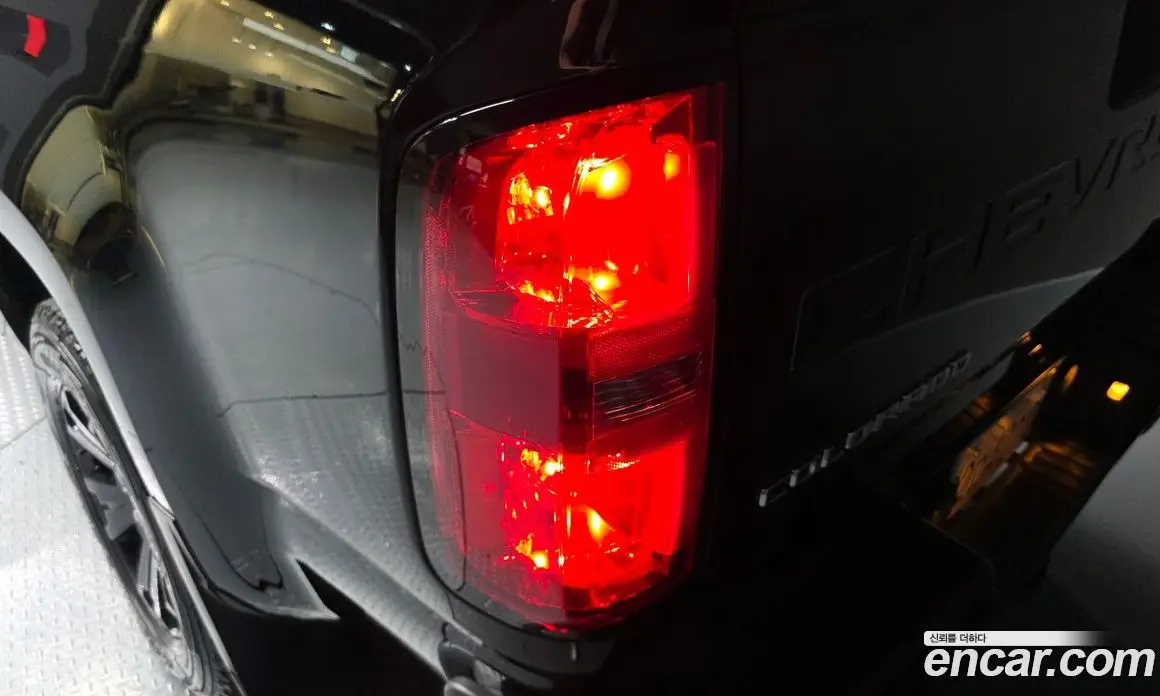 Chevrolet Colorado 2022 3.6 автомат (гидро), фото 9
