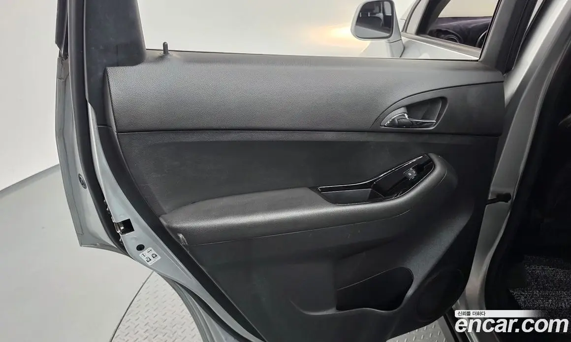Chevrolet Orlando 2011 2.0 автомат (гидро), фото 15