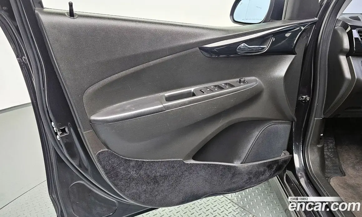 Chevrolet Spark 2016 1.0 автомат (гидро), фото 14 Chevrolet Spark 2016 1.0 автомат (гидро), фото 14