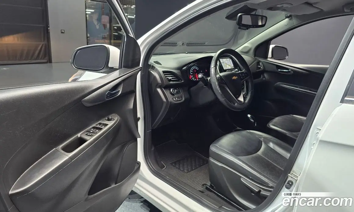 Chevrolet Spark 2016 1.0 автомат (гидро), фото 13
