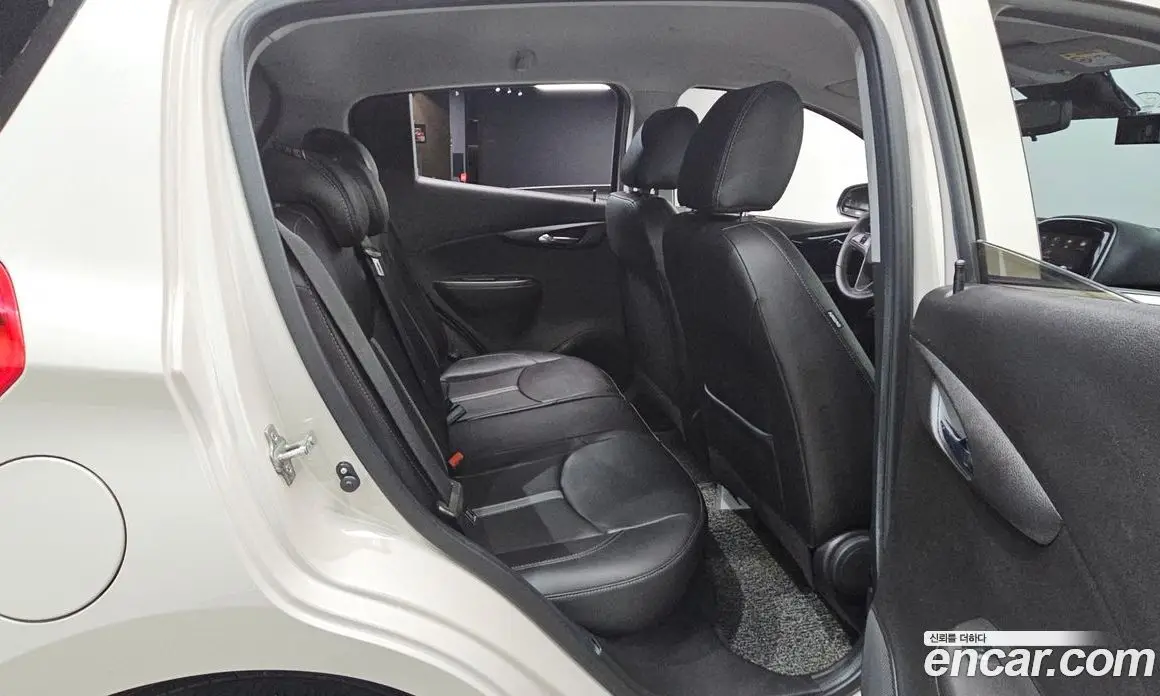 Chevrolet Spark 2021 1.0 автомат (гидро), фото 16 Chevrolet Spark 2021 1.0 автомат (гидро), фото 16