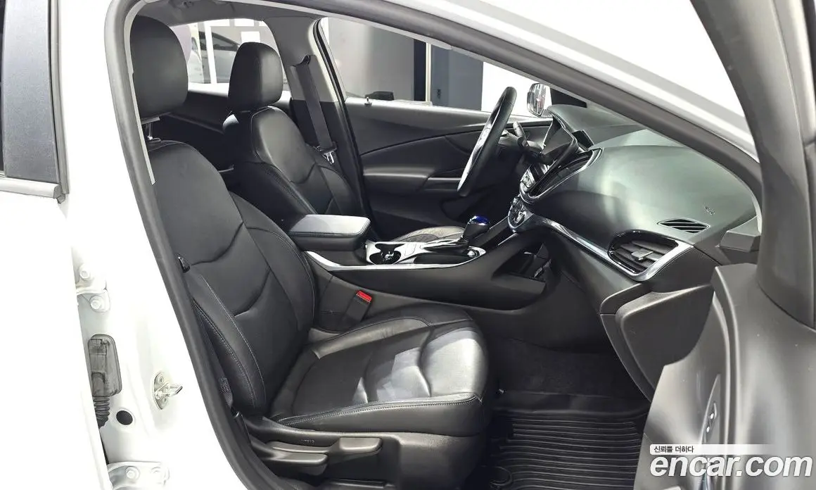 Chevrolet Volt 2017 1.5 автомат (гидро), фото 16
