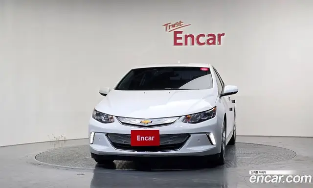 Chevrolet Volt 2017 1.5 автомат (гидро), миниатюра 3