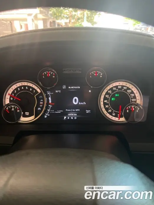 Dodge Ram Pick Up 2014 5.7 автомат (гидро), фото 8 Dodge Ram Pick Up 2014 5.7 автомат (гидро), фото 8