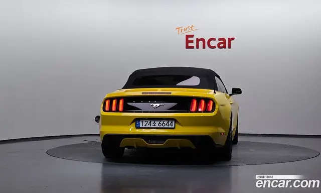Ford Mustang 2017 2.3 автомат (гидро), миниатюра 3