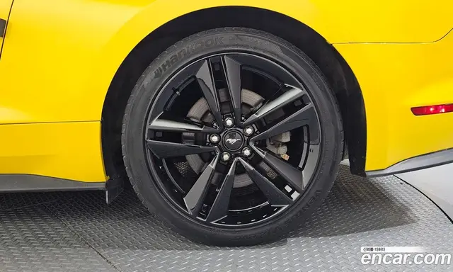 Ford Mustang 2017 2.3 автомат (гидро), миниатюра 6