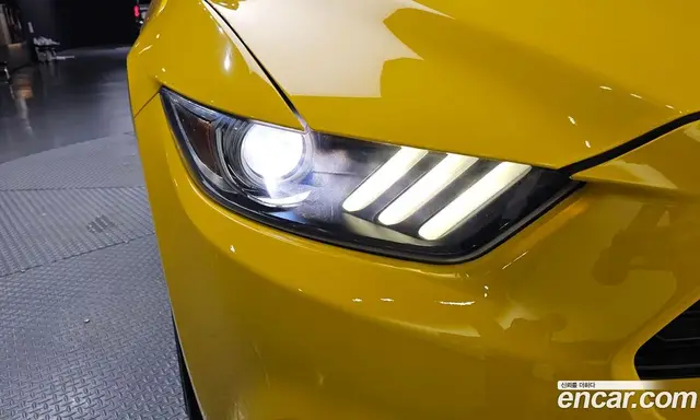 Ford Mustang 2017 2.3 автомат (гидро), миниатюра 7