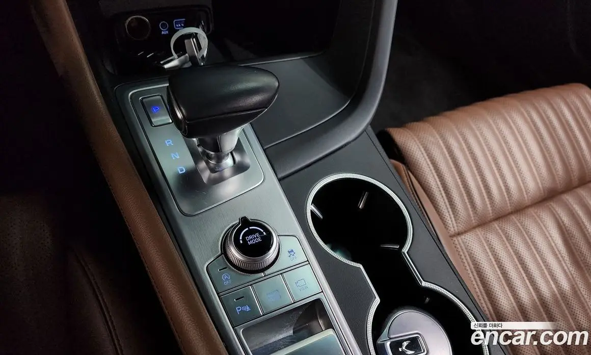 Genesis G70 2019 2.0 автомат (гидро), фото 12 Genesis G70 2019 2.0 автомат (гидро), фото 12