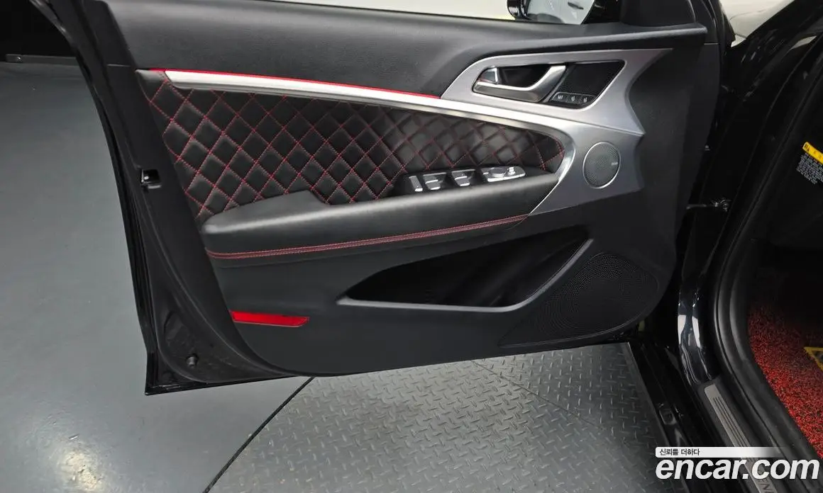 Genesis G70 2019 2.0 автомат (гидро), фото 13
