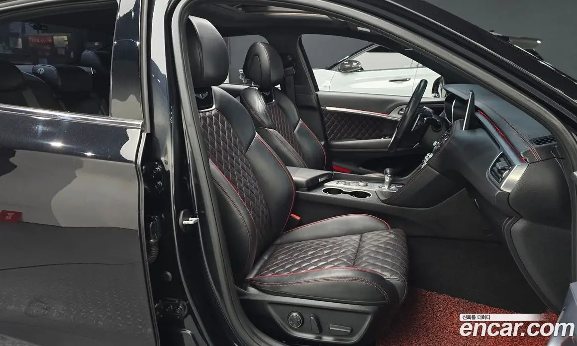 Genesis G70 2019 2.0 автомат (гидро), фото 15