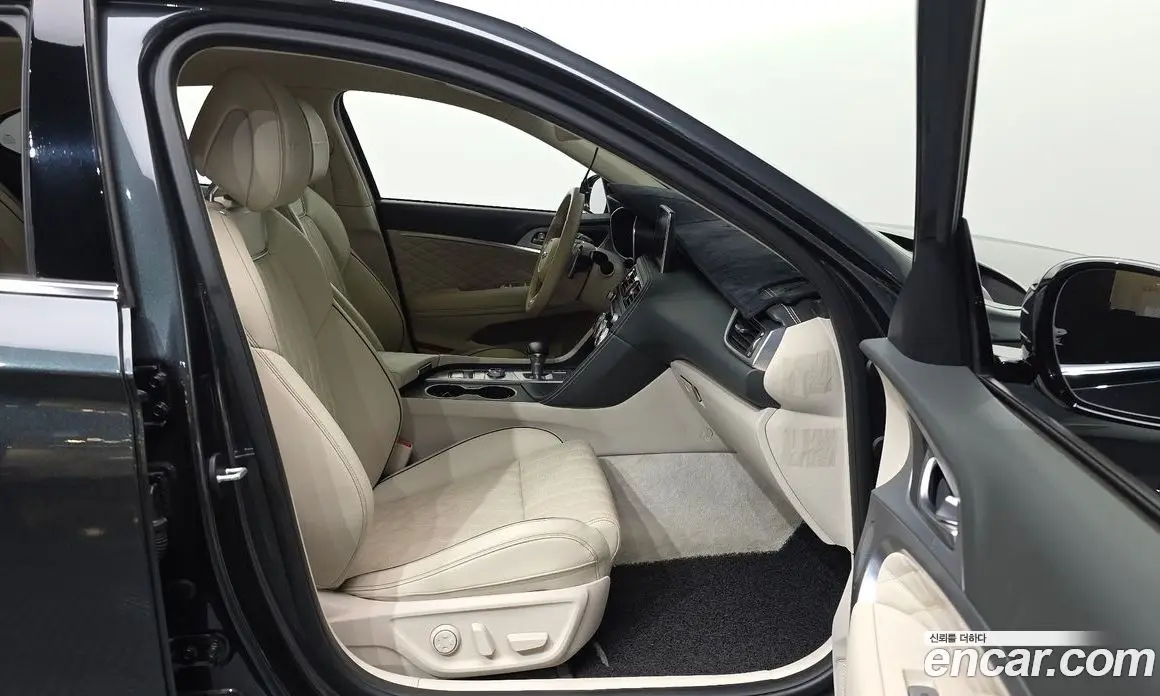 Genesis G70 2019 2.0 автомат (гидро), фото 17 Genesis G70 2019 2.0 автомат (гидро), фото 17