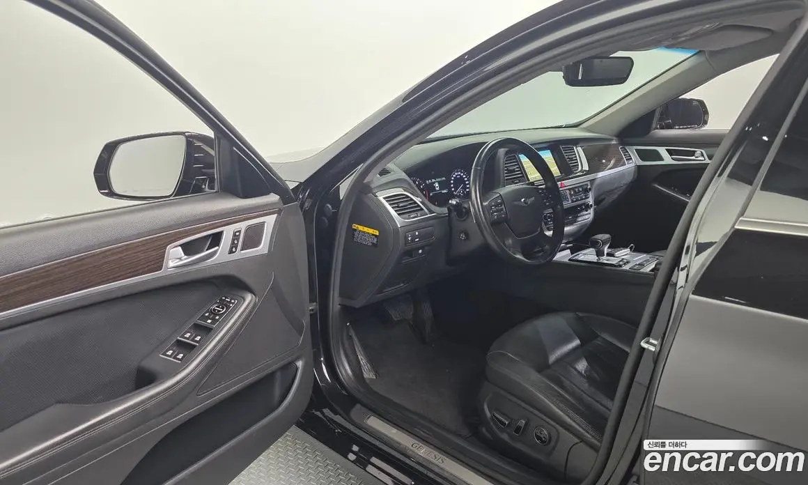 Genesis G80 2017 3.3 автомат (гидро), фото 13 Genesis G80 2017 3.3 автомат (гидро), фото 13
