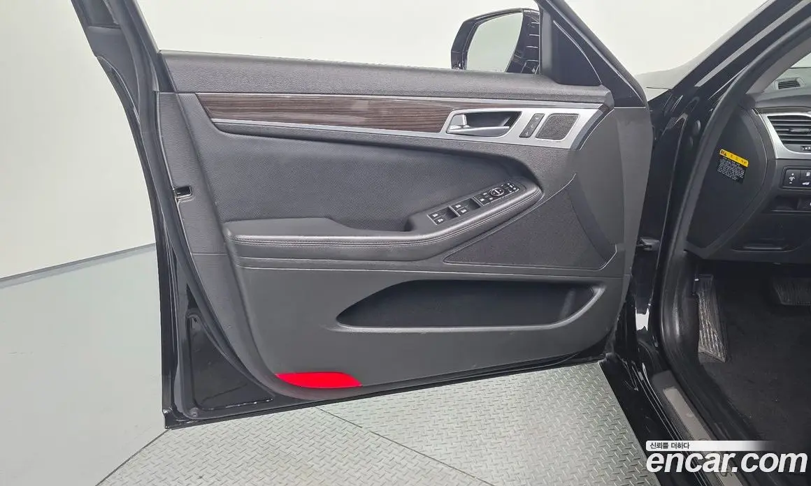 Genesis G80 2017 3.3 автомат (гидро), фото 14 Genesis G80 2017 3.3 автомат (гидро), фото 14