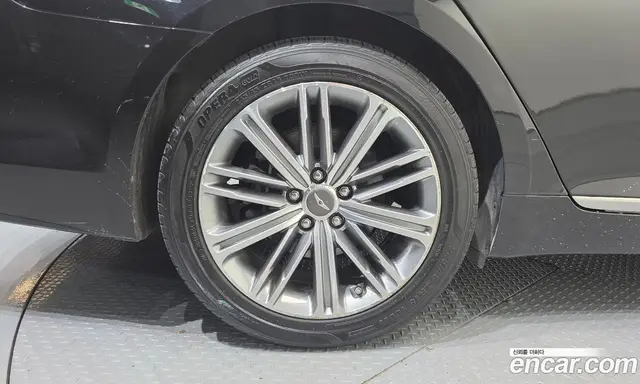 Genesis G80 2017 3.3 автомат (гидро), миниатюра 5 Genesis G80 2017 3.3 автомат (гидро), миниатюра 5