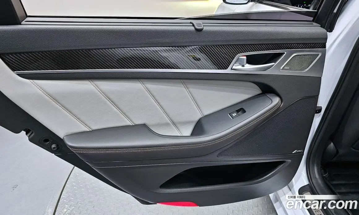 Genesis G80 2018 3.3 автомат (гидро), фото 14 Genesis G80 2018 3.3 автомат (гидро), фото 14