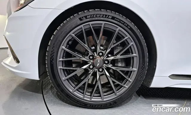 Genesis G80 2018 3.3 автомат (гидро), миниатюра 4 Genesis G80 2018 3.3 автомат (гидро), миниатюра 4